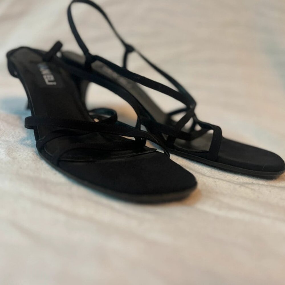 Black Van Eli heels